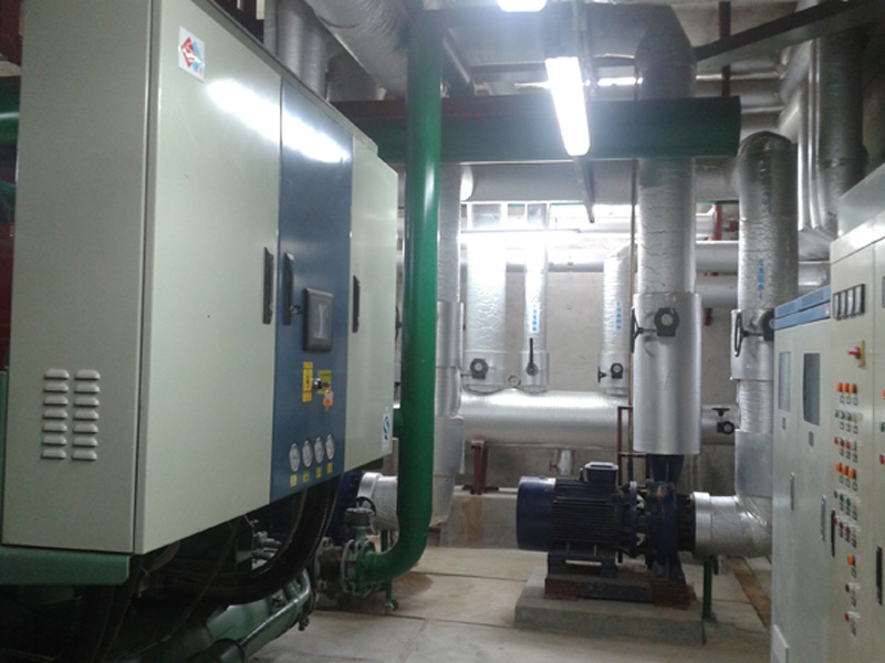 星河國(guó)際假日酒店中央空調(diào)、熱水項(xiàng)目