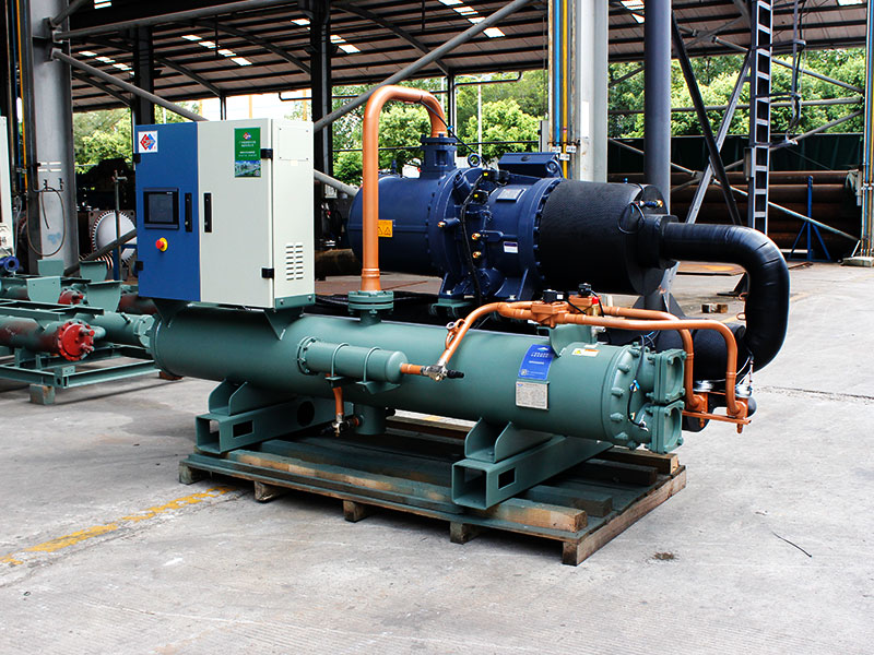 水冷式冷水機為什么會是企業(yè)首選類型？